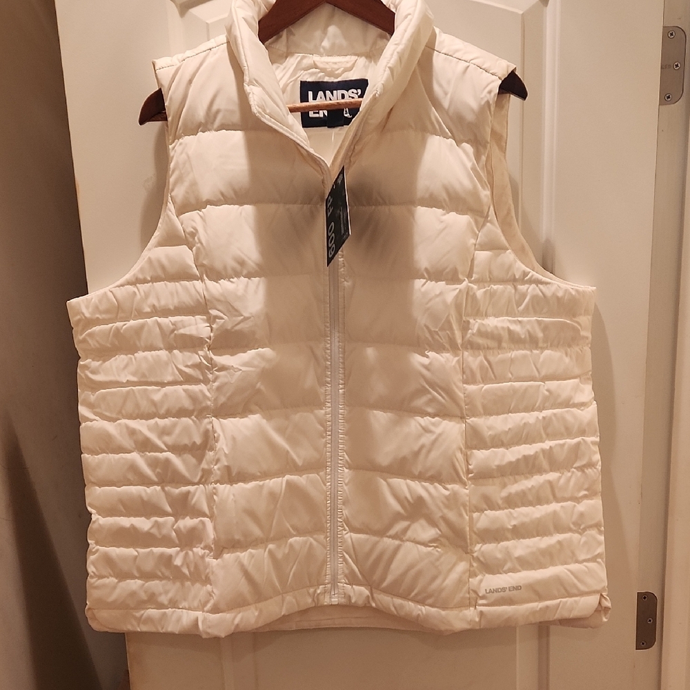 Lands' End Cream Quilted Vest Nwt